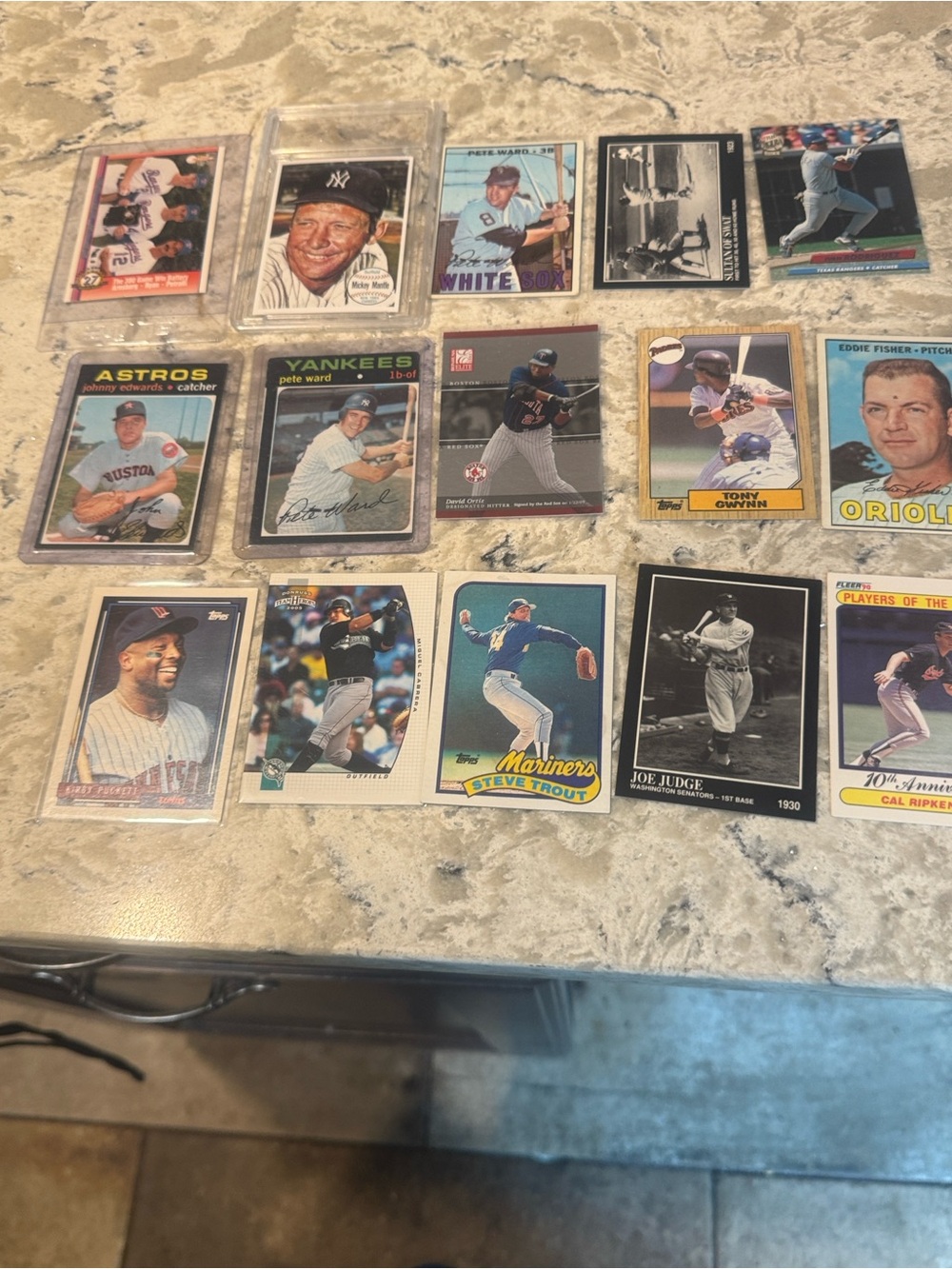 Vintage Baseball Card Collection - Assorted Players and Teams